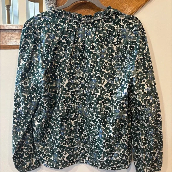 J Crew Green Floral Women's Top - Picture 4 of 4